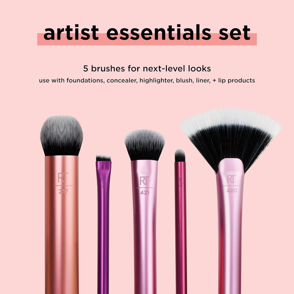 Real Techniques 4 Piece Face Base Makeup Brush Set, For Concealer, Foundation, Contour,  Setting Powder, Makeup Brushes For Blending  Buffing,  Sculpting, Travel Friendly, Gift Set, Cruelty-Free