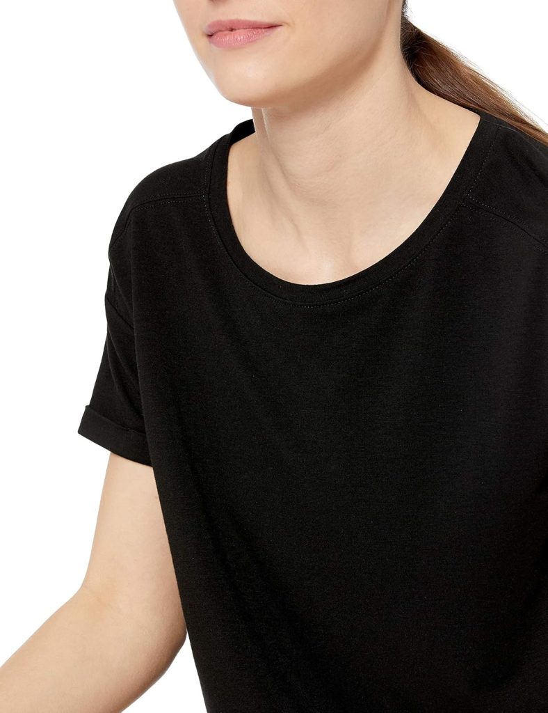 Amazon Essentials Womens Studio Relaxed-Fit Lightweight Crewneck T-Shirt (Available in Plus Size), Multipacks