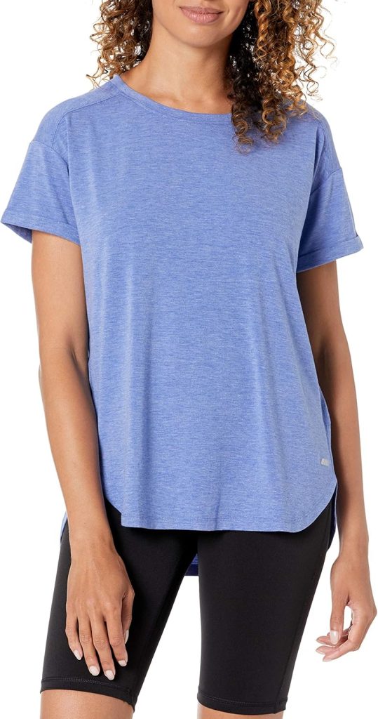 Amazon Essentials Womens Studio Relaxed-Fit Lightweight Crewneck T-Shirt (Available in Plus Size), Multipacks